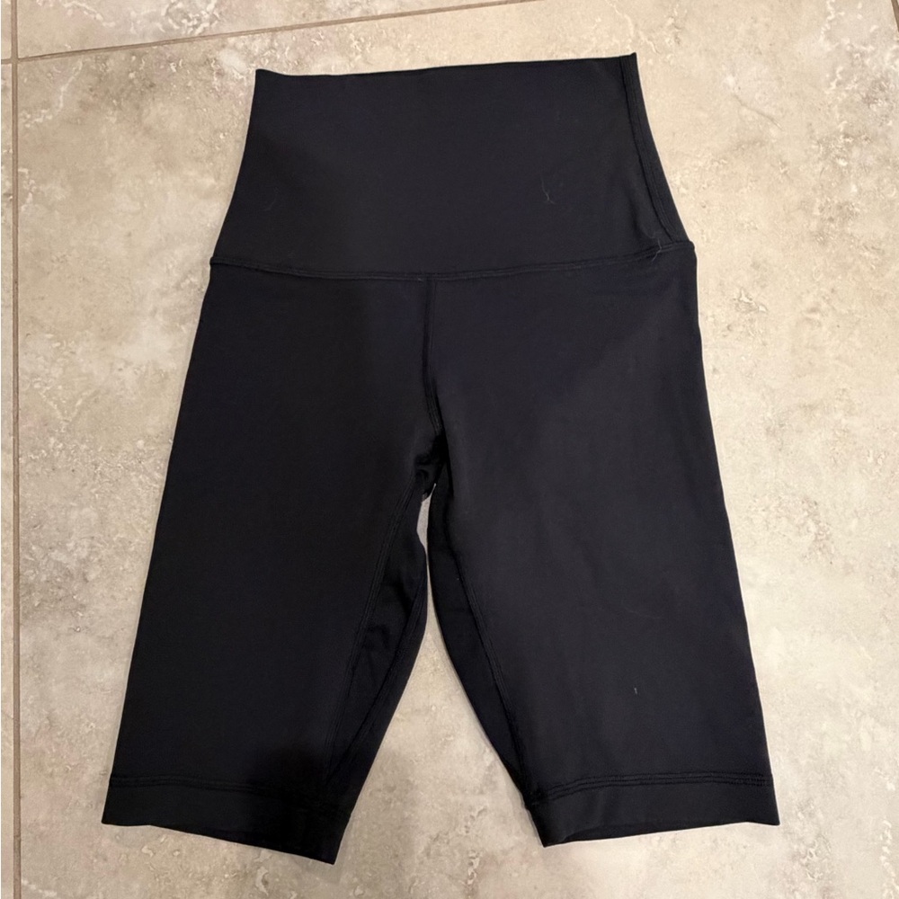Lululemon bike shorts